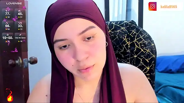 MatchedEyebrow online show from April 4, 8:59 pm