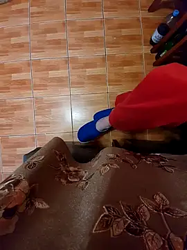 feet toes online show from February 16, 5:50 am