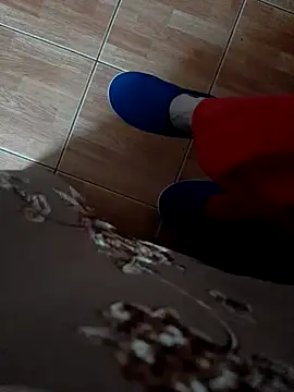 Snapshot of feet_toes chatting on December 5, 6:56 am feet toes online show from December 5, 6:56 am