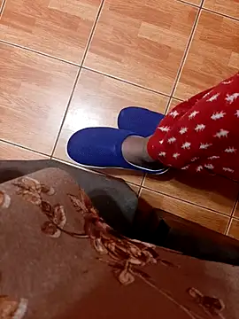 Snapshot of feet_toes chatting on November 24, 6:02 am feet toes online show from November 24, 6:02 am