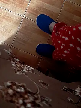 Snapshot of feet_toes chatting on October 28, 5:29 am feet toes online show from October 28, 5:29 am