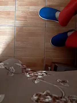 Snapshot of feet_toes chatting on November 7, 7:13 am feet toes online show from November 7, 7:13 am