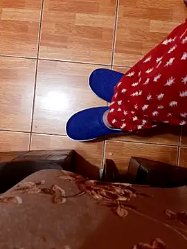 Snapshot of feet_toes chatting on October 23, 4:22 am feet toes online show from October 23, 4:22 am