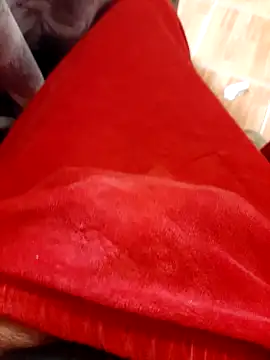 feet toes online show from March 30, 5:53 am