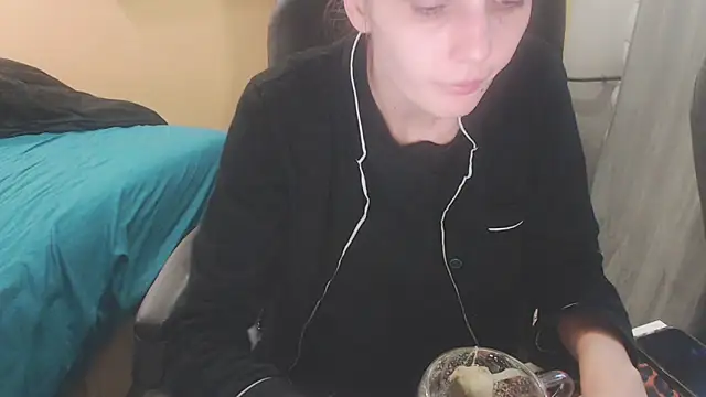 Laco-cO online show from December 3, 11:53 am