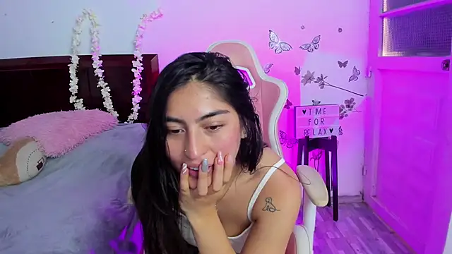 Blue Petite online show from February 4, 7:33 pm
