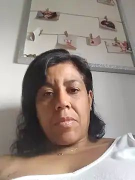 Snapshot of Molly_newman6 chatting on July 2, 7:47 am Molly newman6 online show from July 2, 7:47 am