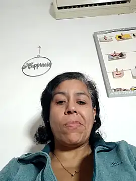 Snapshot of Molly_newman6 chatting on December 1, 5:36 pm Molly newman6 online show from December 1, 5:36 pm