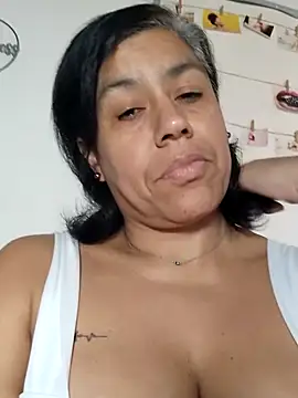 Molly newman6 online show from April 15, 1:37 pm