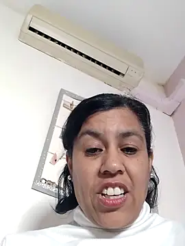 Molly newman6 online show from March 5, 10:01 am