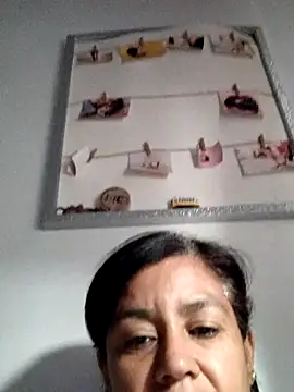 Snapshot of Molly_newman6 chatting on July 13, 6:29 pm Molly newman6 online show from July 13, 6:29 pm