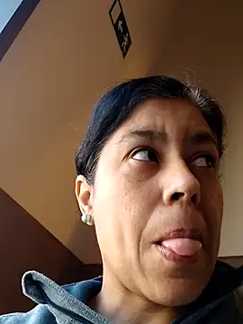 Molly newman6 online show from March 28, 9:10 am