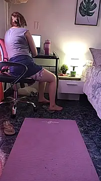 HunnyyLove online show from February 9, 2:59 pm