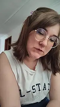 Snapshot of HunnyyLove chatting on October 13, 4:41 pm HunnyyLove online show from October 13, 4:41 pm