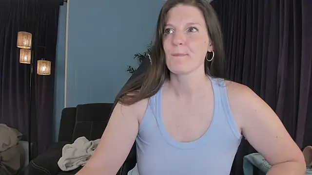 Kelly Carolina online show from May 23, 1:21 pm