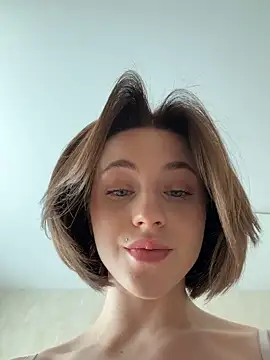 Camilla Railian online show from April 14, 5:56 am