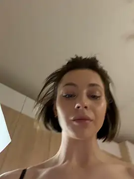 Camilla Railian online show from May 2, 7:41 pm