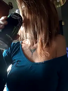 FrozenWaffle online show from April 6, 3:13 pm