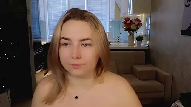 Mira Mermayd online show from March 27, 1:25 am