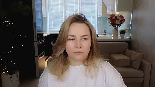 Mira Mermayd online show from March 18, 8:17 am