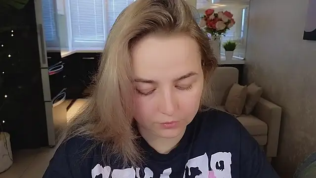 Mira Mermayd online show from March 22, 1:09 am