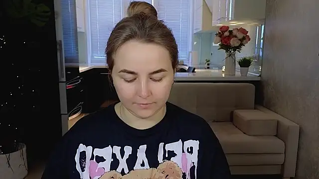 Mira Mermayd online show from March 20, 1:17 am