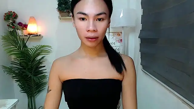 Snapshot of MissCumSex chatting on October 2, 10:51 am MissCumSex online show from October 2, 10:51 am