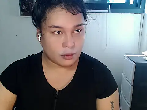 Snapshot of Hardcore_Tgirl chatting on July 18, 12:08 am Hardcore Tgirl online show from July 18, 12:08 am