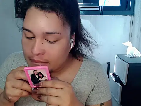Snapshot of Hardcore_Tgirl chatting on July 10, 12:21 am Hardcore Tgirl online show from July 10, 12:21 am