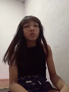 Karmakuro online show from April 16, 8:42 pm