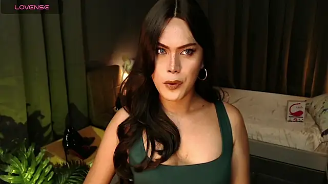 SweetieZeveey  online show from December 20, 3:15 pm