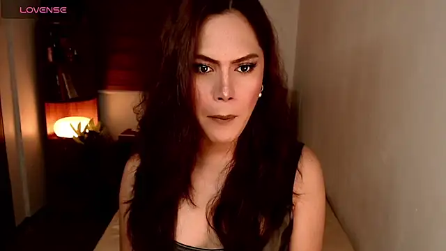 SweetieZeveey  online show from April 8, 7:59 pm