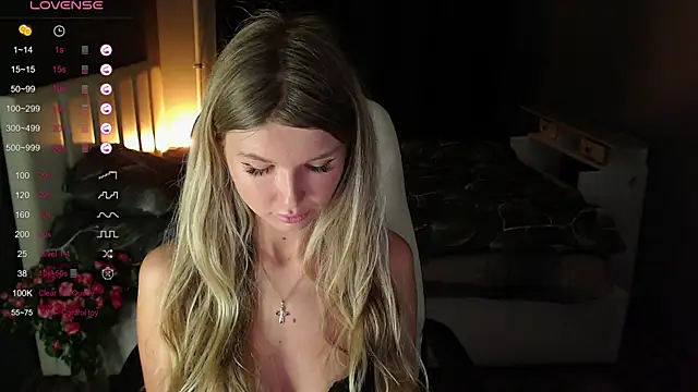 AngelMiaM online show from January 25, 7:07 pm