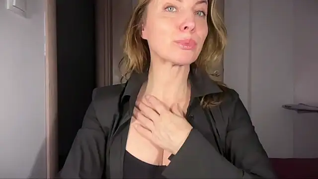 RachellAmazing online show from March 27, 7:15 pm