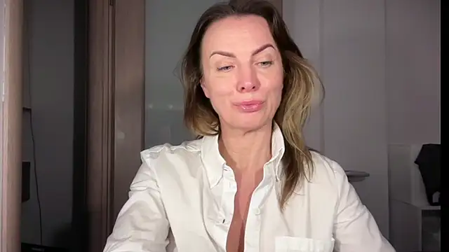 RachellAmazing online show from March 11, 7:19 pm