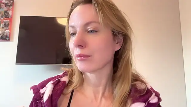 RachellAmazing online show from March 5, 7:27 am