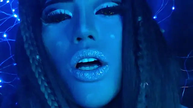 xPATRICIA ARDEN AVATAR online show from October 19, 12:30 pm