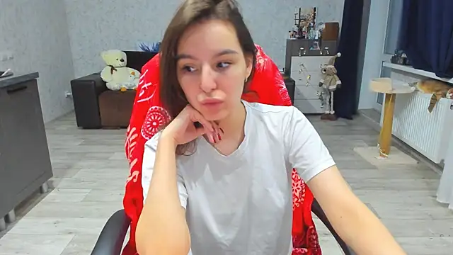 c arina x online show from December 16, 5:33 pm