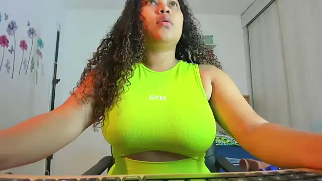Lunastar02 online show from May 24, 3:28 am