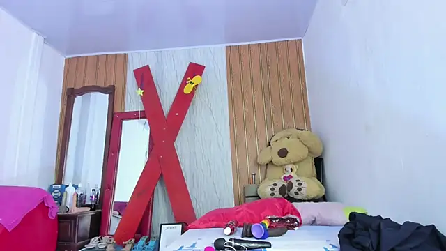 Lunastar02 online show from April 20, 1:56 pm