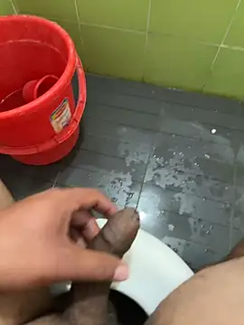 kkkr23456 online show from March 6, 1:44 am