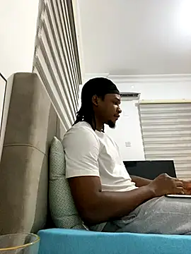 Snapshot of finefinance chatting on September 18, 6:11 pm finefinance online show from September 18, 6:11 pm