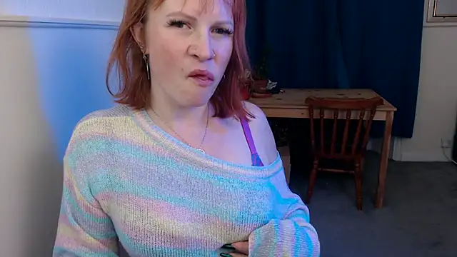 Snapshot of Scotty_Hottie chatting on February 3, 11:21 pm Scotty Hottie online show from February 3, 11:21 pm