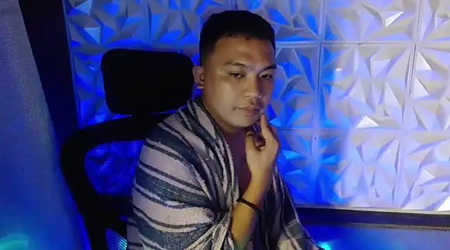 xsweetasian69x online show from March 13, 8:00 pm