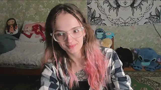 Cutie Adelia online show from May 12, 12:55 pm
