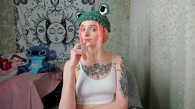 Cutie Adelia online show from February 4, 10:43 am