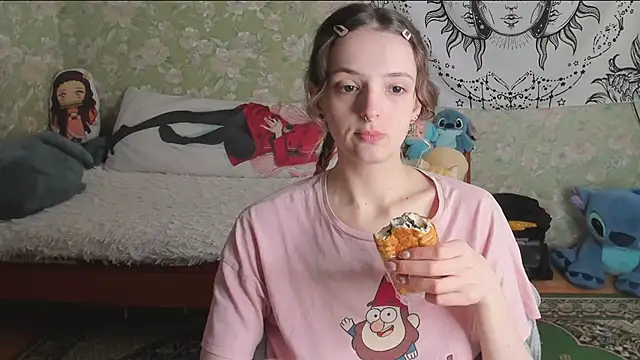 Cutie Adelia online show from April 15, 8:53 am