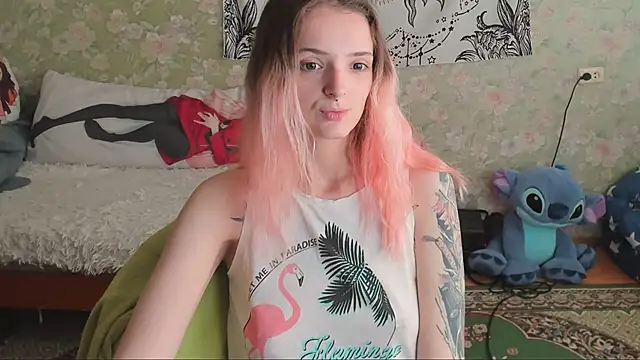 Cutie Adelia online show from September 21, 9:36 am