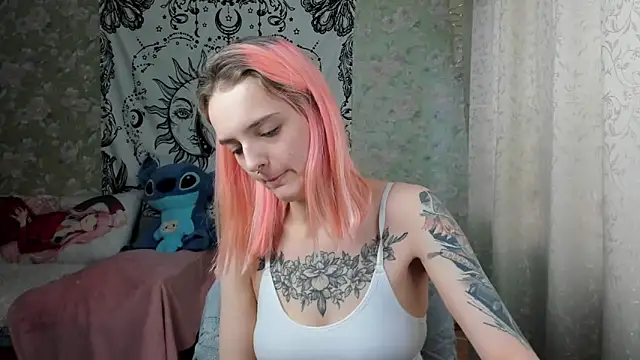 Cutie Adelia online show from February 16, 11:16 am