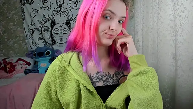 Cutie Adelia online show from February 27, 10:44 am